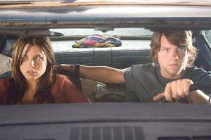 Sophia Bush (Grace Andrews) en Zachary Knighton (Jim Halsey)