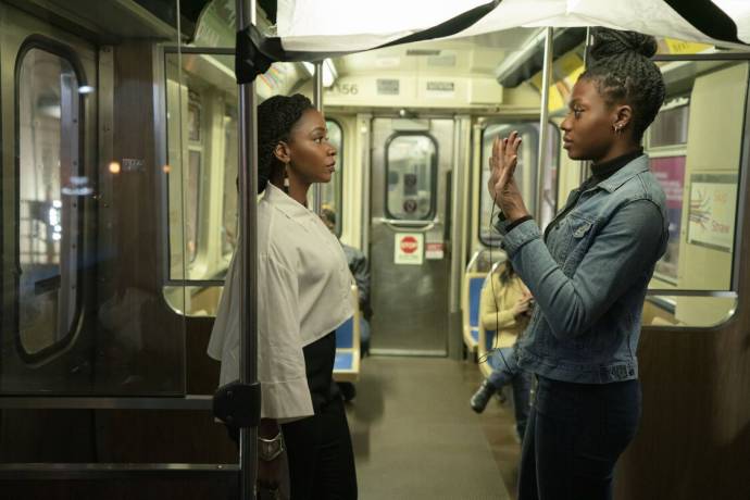 Ireon Roach (Trina) en Teyonah Parris (Brianna Cartwright)