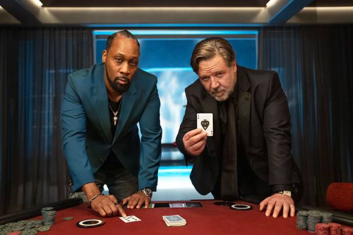 RZA en Russell Crowe (Jake)