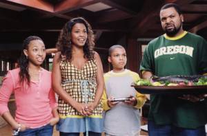 Aleisha Allen (Lindsey Persons), Philip Bolden (Kevin Persons), Ice Cube (Nick Persons) en Nia Long (Suzanne Persons)