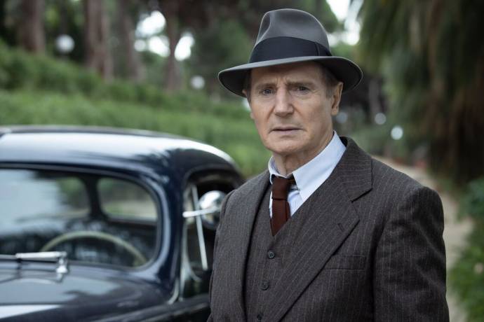 Liam Neeson (Philip Marlowe)