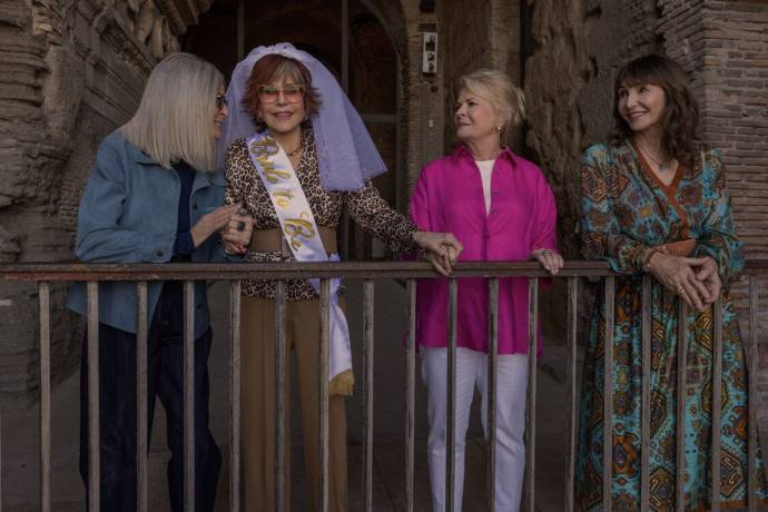 Diane Keaton (Diane), Jane Fonda (Vivian), Candice Bergen (Sharon) en Mary Steenburgen (Carol)