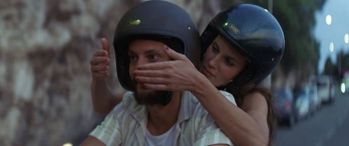 Pierre Niney (Adrien Saillard) en Marine Vacth (Margot Hansen)