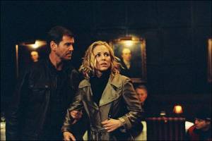 Maria Bello (Abby Warner) en Pierce Brosnan (Tom Ryan)