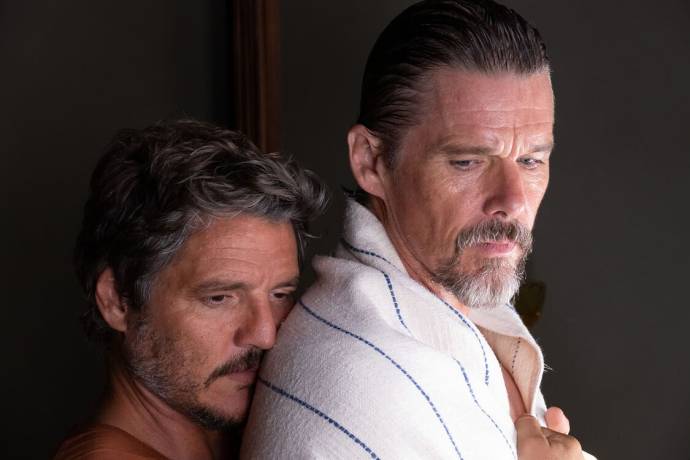 Pedro Pascal (Silva) en Ethan Hawke (Jake)