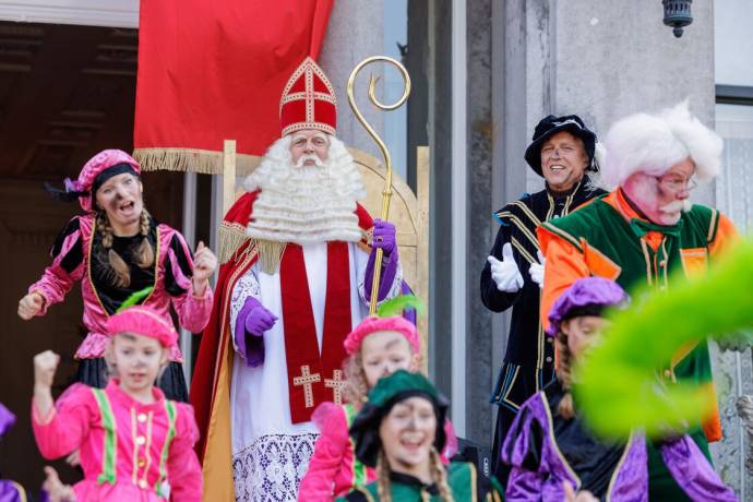 De Grote Sinterklaasfilm en de Strijd om Pakjesavond filmstill