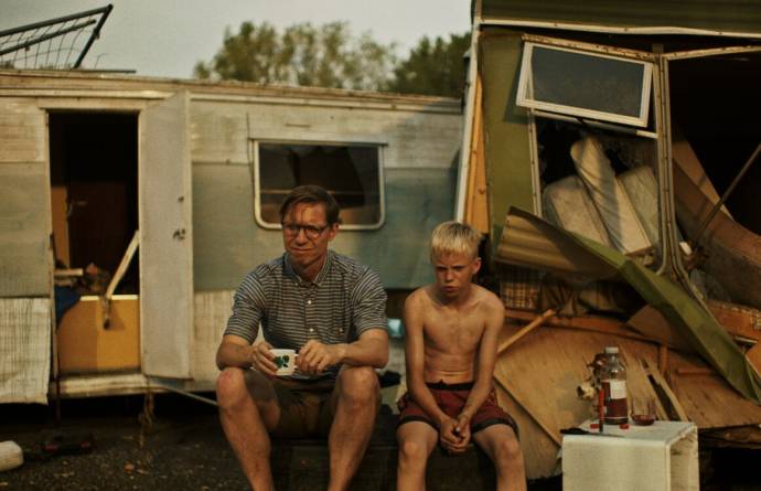 Valentijn Dhaenens (Emiel) en Jarne Heylen (Brian) in Zomervacht