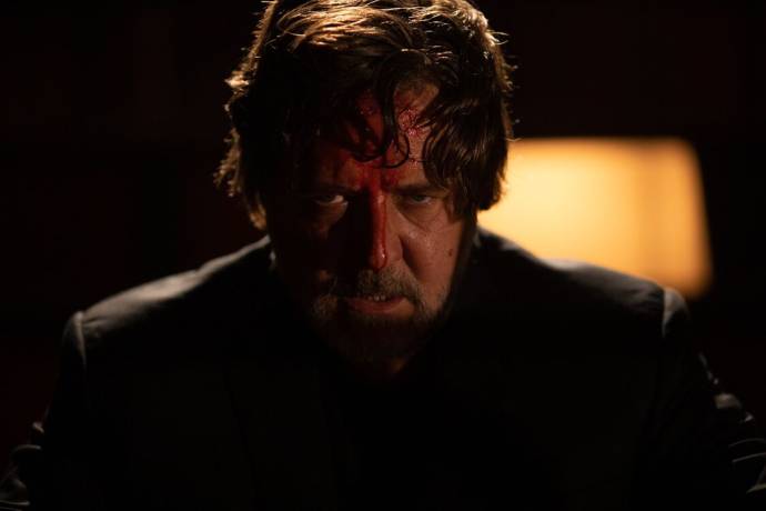 Russell Crowe (Anthony%20Miller) in The Exorcism