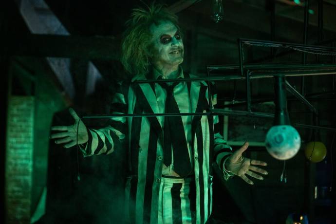 Michael Keaton (Beetlejuice) in Beetlejuice Beetlejuice