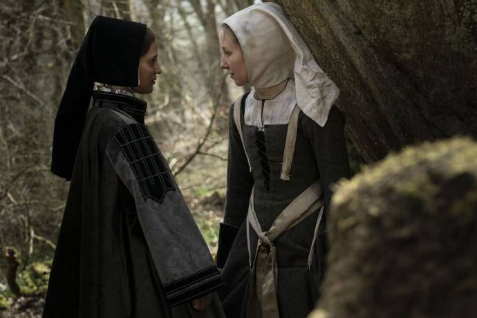 Alicia Vikander (Katherine%20Parr) en Junia Rees (Princess%20Elizabeth)