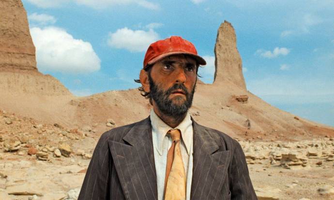 Harry Dean Stanton (Travis Henderson)