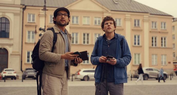 Kieran Culkin (Benji Kaplan) en Jesse Eisenberg (David Kaplan)