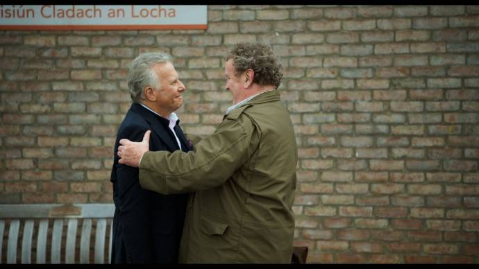 Paul Reiser (Barry) en Colm Meaney (Ciáran)