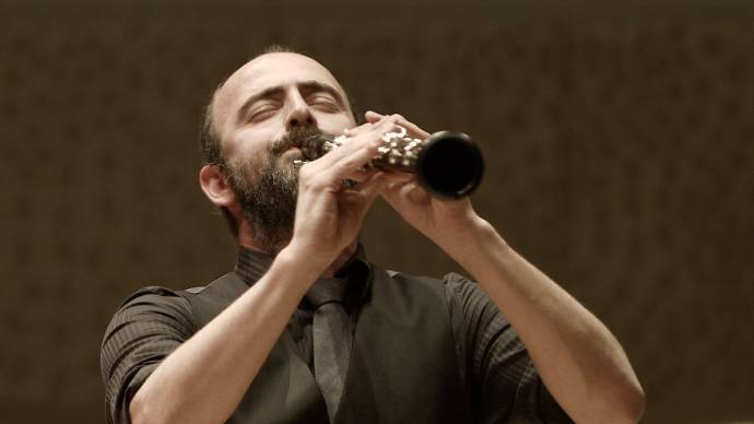 Kinan Azmeh (Self)