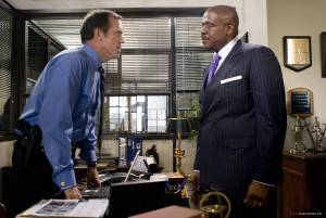 Hugh Laurie (Captain James Biggs) en Forest Whitaker (Captain Jack Wander)