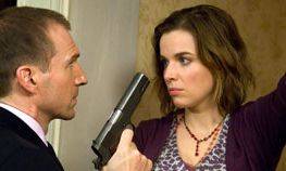 Ralph Fiennes (Harry Waters) en Thekla Reuten (Marie)