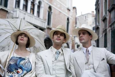 Hayley Atwell (Julia Flyte), Matthew Goode (Charles Ryder) en Ben Whishaw (Sebastian Flyte)