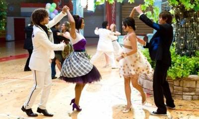 Corbin Bleu (Chad Danforth), Monique Coleman (Taylor McKessie), Zac Efron (Troy Bolton) en Vanessa Hudgens (Gabriella Montez)