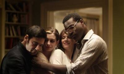 Tunde Adebimpe (Sidney), Rosemarie DeWitt (Rachel), Anne Hathaway (Kym) en Mather Zickel (Kieran)