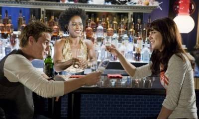 Mary Elizabeth Winstead (Lauryn), Riley Smith (Russ) en Tessa Thompson (Dana)