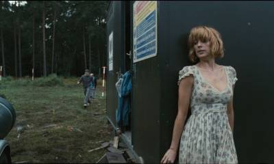 Kelly Reilly (Jenny)