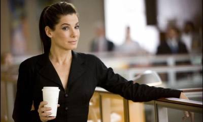 Sandra Bullock (Margaret Tate)