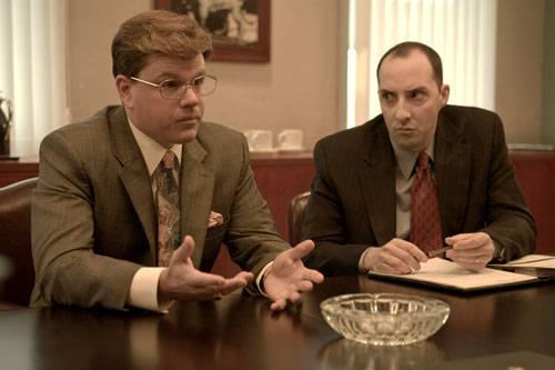 Matt Damon (Mark Whitacre) en Tony Hale