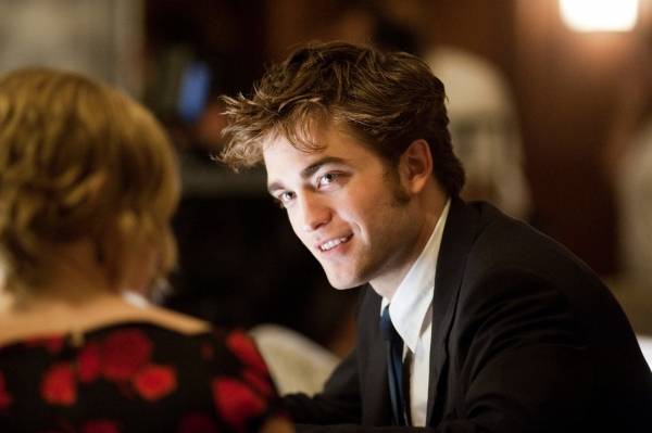 Robert Pattinson (Tyler)