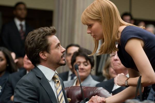 Robert Downey Jr. (Tony Stark / Iron Man) en Gwyneth Paltrow (Pepper Potts)