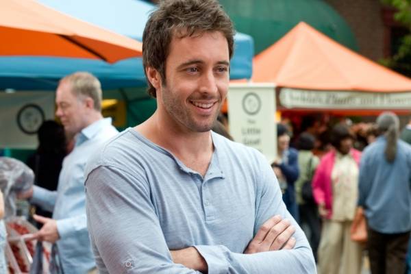 Alex O'Loughlin (Stan) in The Back-up Plan