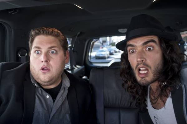 Russell Brand (Aldous Snow) en Jonah Hill (Aaron Green)