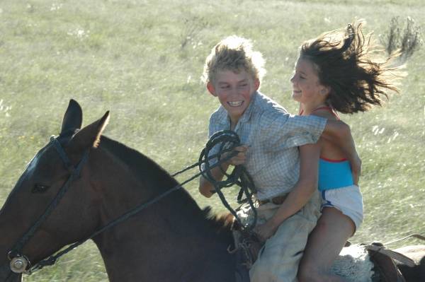 Guadalupe Alonso (Jorgelina) en Nicolás Treise (Mario)