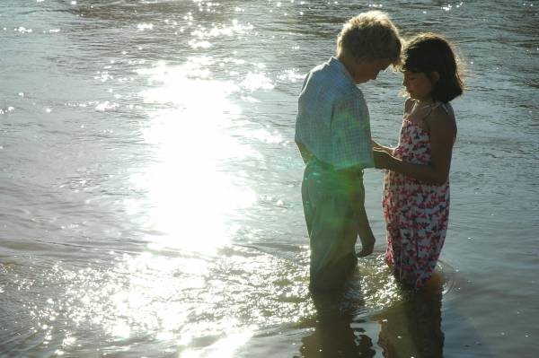 Guadalupe Alonso (Jorgelina) en Nicolás Treise (Mario) in El ltimo verano de la Boyita