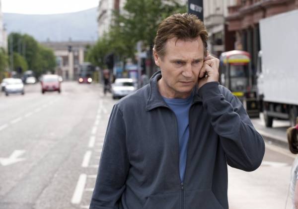 Liam Neeson (Alistair Little)