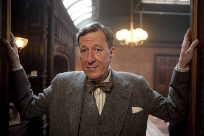 Geoffrey Rush (Lionel Logue)