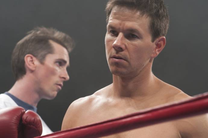 Christian Bale (Dickie Eklund) en Mark Wahlberg (Mickey Ward) in The Fighter