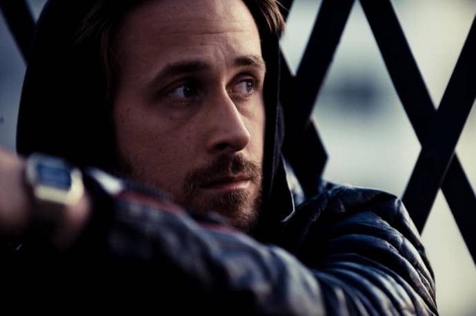 Ryan Gosling (Dean)