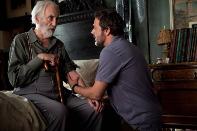 Christopher Lee (August) en Jeffrey Dean Morgan (Max)