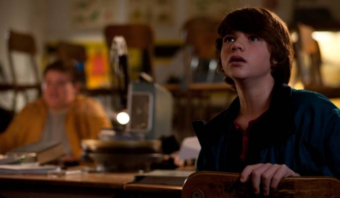 Riley Griffiths en Joel Courtney (Joe Lamb)