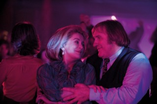 Catherine Deneuve en Gérard Depardieu in Potiche