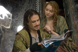 Lily Cole en Heath Ledger in The Imaginarium of Doctor Parnassus