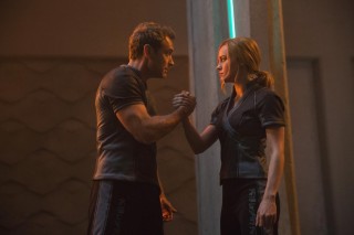 Jude Law en Brie Larson in Captain Marvel