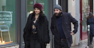 Juliette Binoche en Vincent Macaigne in Doubles vies