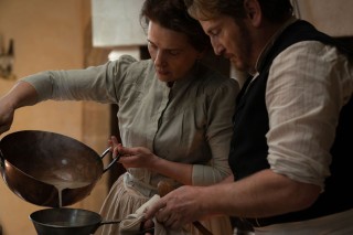 Juliette Binoche en Benoît Magimel in Le Pot-au-Feu