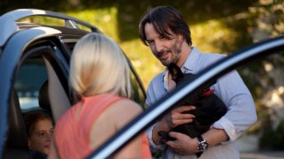 Ignacia Allamand en Keanu Reeves in Knock Knock