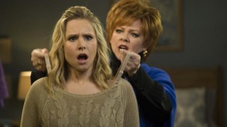 Kristen Bell en Melissa McCarthy in The Boss