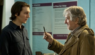 Paul Dano en Robert De Niro in Being Flynn