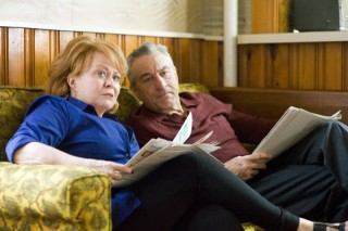 Jacki Weaver en Robert De Niro in Silver Linings Playbook