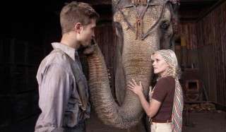 Robert Pattinson en Reese Witherspoon in Water for Elephants