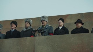 Michael Palin, Jeffrey Tambor, Rupert Friend, Steve Buscemi en Simon Russell Beale in The Death of Stalin